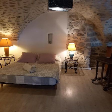 Chambres D'Hote Les Jardins De Prasserat Vallon-Pont-d'Arc Exterior photo